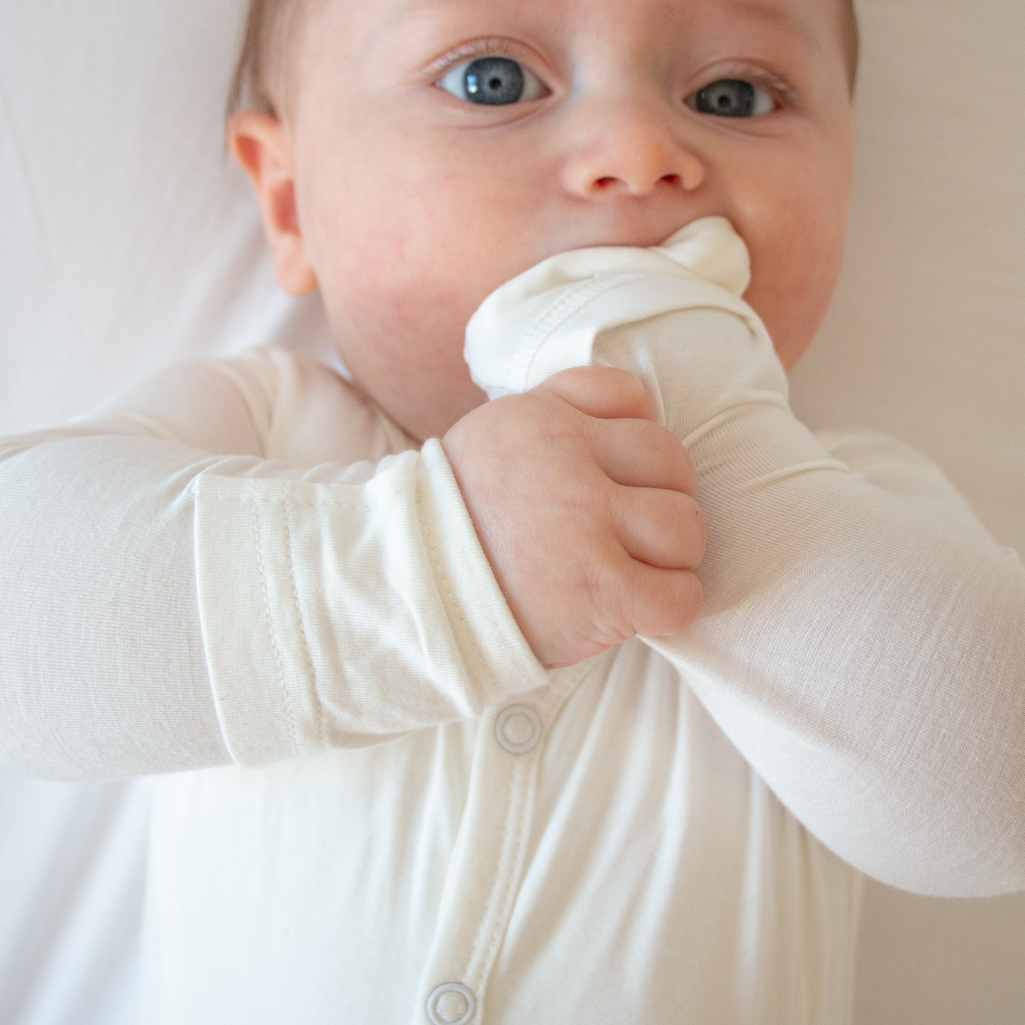 Tutina Pigiamino in Bambù con Bottoni